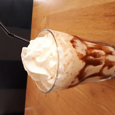 Zenith Hotel Kuantan Extérieur photo A chocolate milkshake