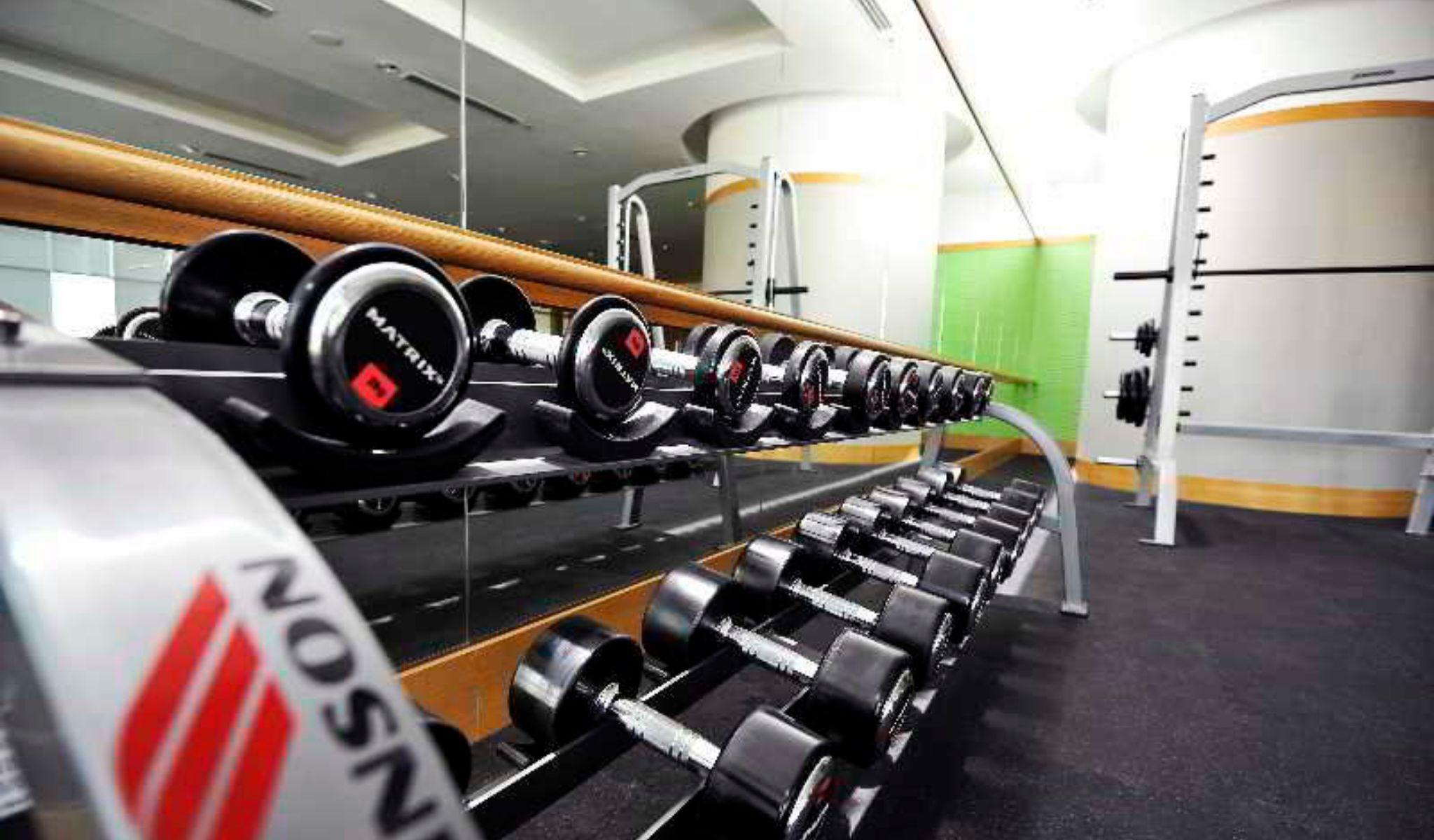 Zenith Hotel Kuantan Extérieur photo Dumbbells