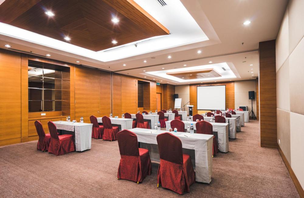 Zenith Hotel Kuantan Extérieur photo Meeting room