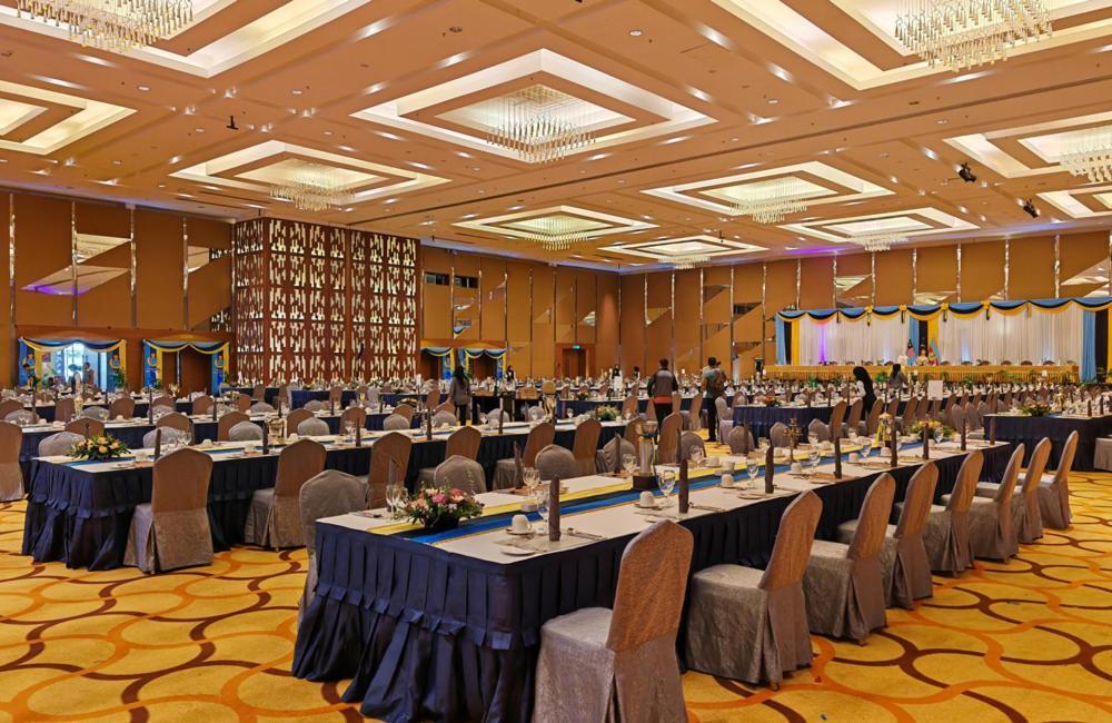 Zenith Hotel Kuantan Extérieur photo The Grand Ballroom