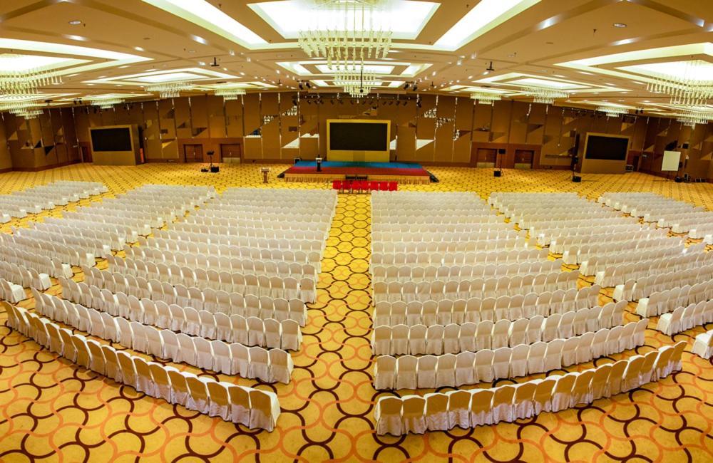 Zenith Hotel Kuantan Extérieur photo The Grand Ballroom